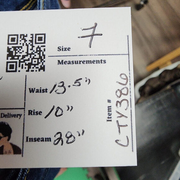 California Vintage High Rise Skinny Jeans Size 7 - Picture 9 of 9